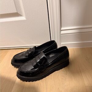 Jones New York Black Patent Leather Lug Sole Penny Loafers